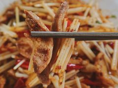 -谢老五跷脚牛肉·非遗传承店