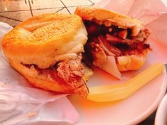 -京东一绝西海子西园烧饼夹肉