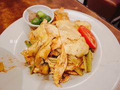 越式麻油捞鸡-大头虾越式风味餐厅(光明广场店)