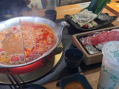 -湊湊火锅·茶憩(南京东路悦荟店)