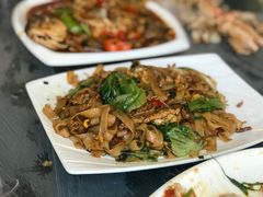 -覃记海鲜美食餐厅