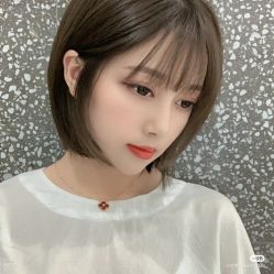 -时尚殿堂明星门店
