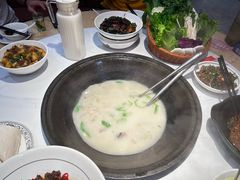 -陈大锅·岳阳鱼馆·地道岳阳菜(美食街店)