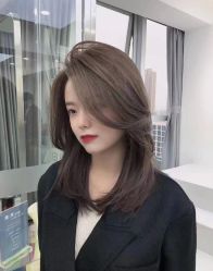 -MOVAN  HAIR莫凡匠人发型屋