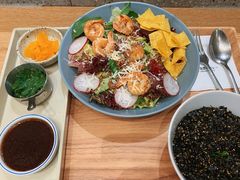 板煎大虾沙拉配日式海苔饭套餐-池奈·咖喱蛋包饭(熙地港店)