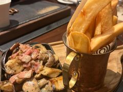 -恰餐厅及酒吧 CHAR Bar & Grill (北京丽都皇冠假日店)