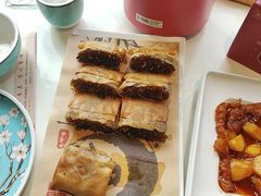 -粥满堂地道湖北菜(南湖都会店)