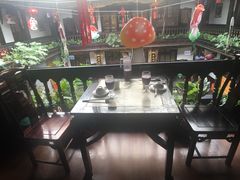 -蔼若春.传承三十年云南菜(金碧公园店)