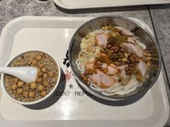 -红鼻子桂林米粉(金唐新光界店)