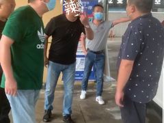 -中国石化琪琳石油沙湖加油站