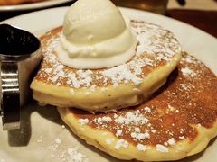 -Pancakes on the rocks(Darling Harbour)