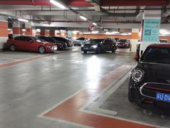 -久光百货-地下停车场