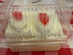 -红宝石·鲜奶小方·海派西点房(南丹店)