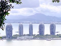 -鹿回头风景区