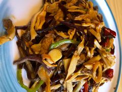 -小厨子私房菜·云南美食店