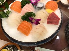 -青瓦餐厅·生鱼片·韩园烤肉(西塔店)