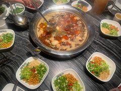 -老船舫·现做活鲜鱼馆(东郊记忆店)