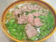 -花溪牛肉粉(八鸽岩店)