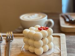 -Common Table · Brunch & Coffee