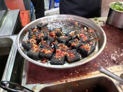 -黑色经典臭豆腐·湖南特产(步行街店)