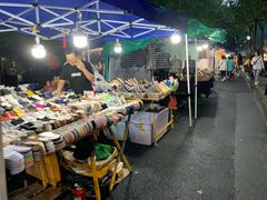 -吴山路夜市