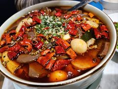 -渝信川菜 · 川味家常菜(财富购物中心店)