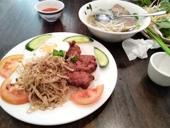 -鸿记越南牛鸡粉