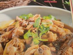 -湘潭九龙鱼头店(城南西路店)