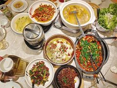 -笨罗卜浏阳菜馆(太平街店)