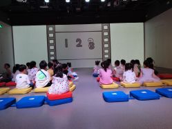 -小鸡哆哆故事屋·儿童乐园(嘉里城店)