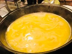 -鲜入围煮花胶鸡海鲜火锅