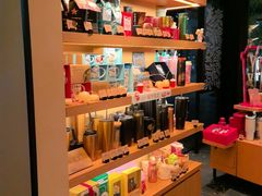 -星巴克臻选(上海长风大悦城店)