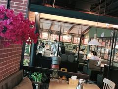 大堂-前海沿·青岛菜(李沧万达店)