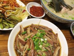 -中和裴氏蹄花(府河路店)