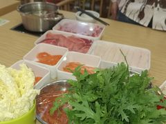 -杨老板·海鲜集市火锅·鲜切牛肉(中防万宝店)