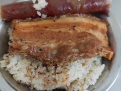 -梁阿婆廿年老牌扣肉糯米饭