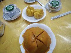 绿色玉米馍-万春卤菜(天乡后街步行街店)