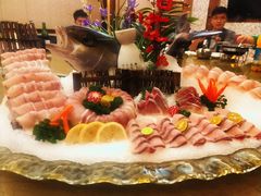 -东豪园林海鲜酒家(南港路辅路店)