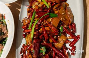 Qubei Chili Stir-fried Oyster Mushroom