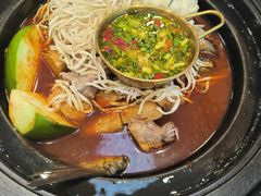 -满兴咱妈烀饼铁锅炖(兰州北街店)