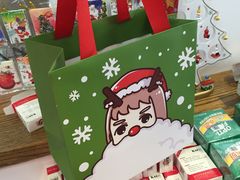 -4iNLOOK美瞳店(龙之梦购物中心虹口店)