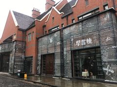 -钟书阁(松江泰晤士小镇店)