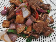 鼓椒雪花牛肉粒-華僑飯店中餐厅