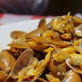 比我的手掌心还大，肉饱满度100%，咬一口，爆汁哇