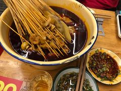 -拈签一笑黄牛肉辣卤串串