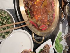 -潮火锅·麻辣牛肉火锅(观音桥方圆·LIVE店)