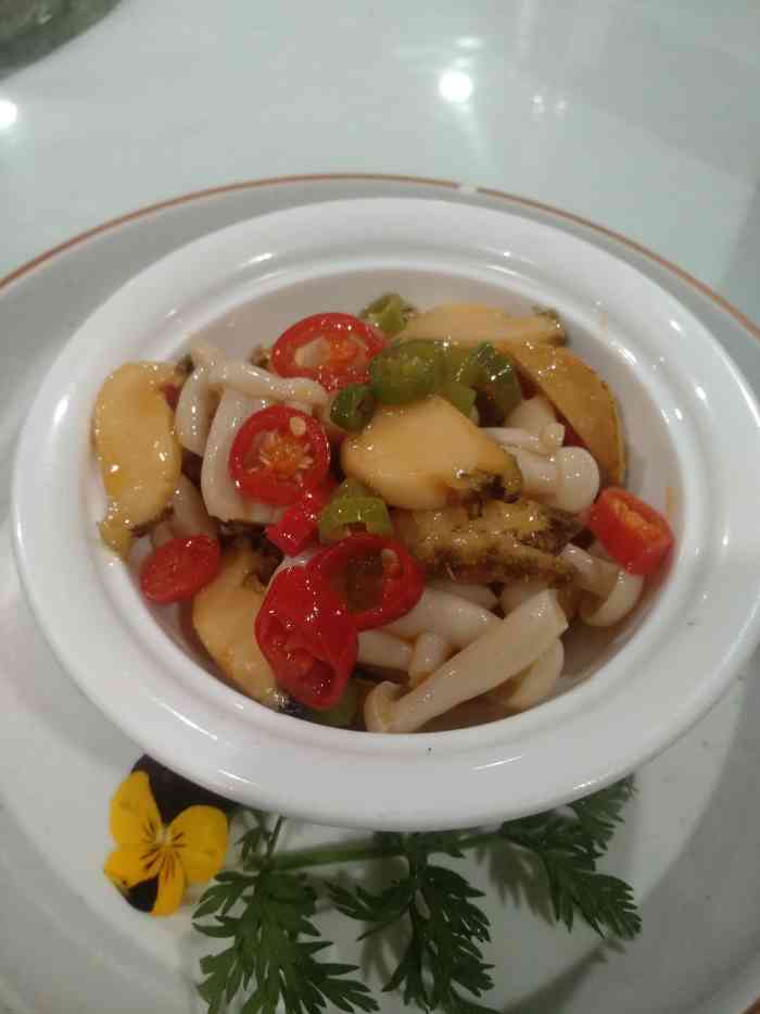 申粤轩酒楼(丁香花园店)-"丁香花园的下午茶,免费停车,靠窗位正对一.