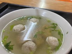 -松树干拌面店