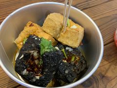 -白色精品·老长沙臭豆腐(文化店)