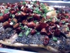 -鸣记脆皮烤鱼·海鲜烤鱼(三八广场店)